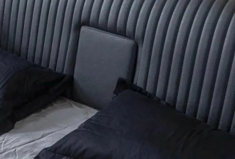 Krevat dopio me funksione të mençura, ngjyrë e zezë, Skye Decor