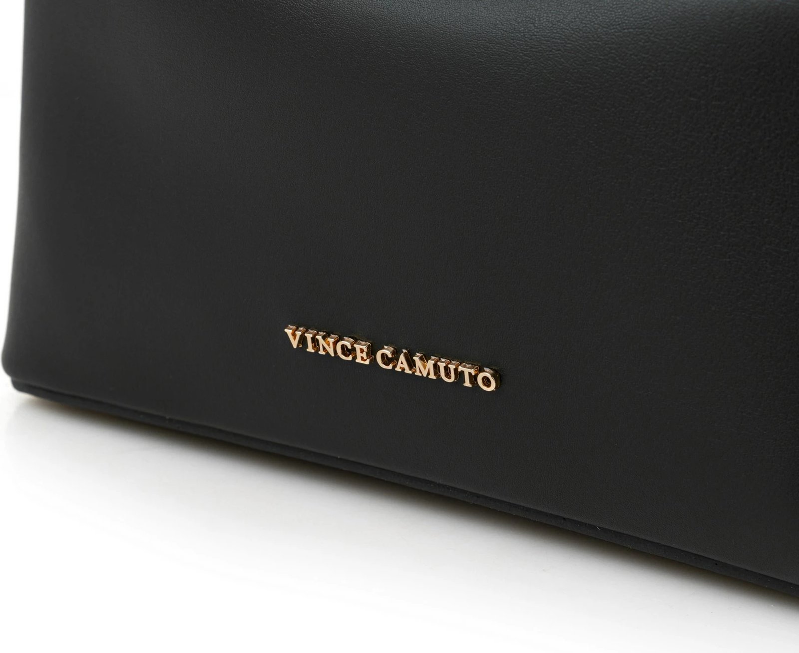 Çantë shpine Novara, e zezë, Vince Camuto Çantë shpine Novara, e zezë, Vince Camuto