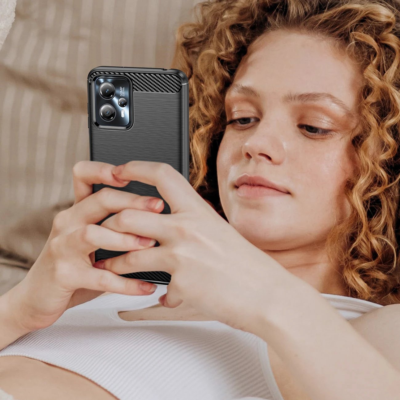 Mbështjellës Hurtel Carbon Case për Motorola Moto G53/G13, TPU, i zi