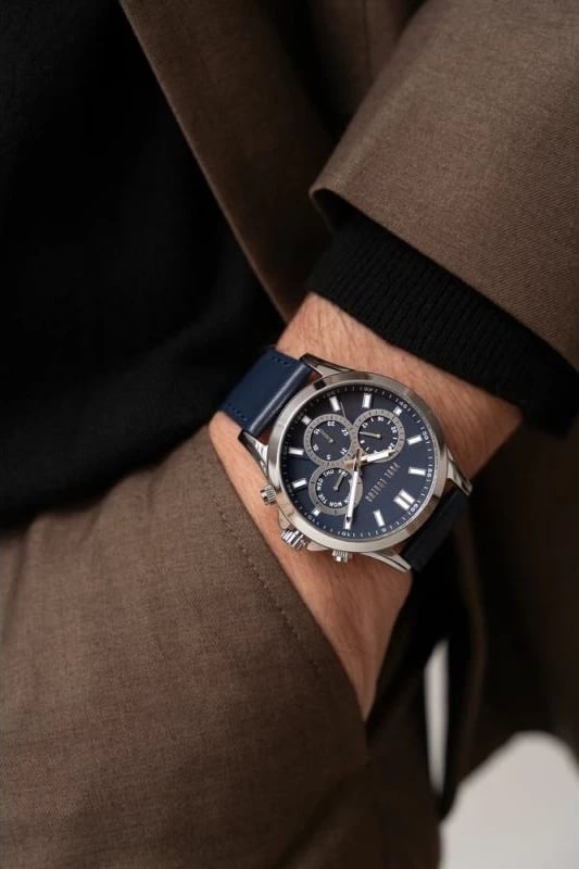 Orë dore për meshkuj Paul Lorens, e zezë