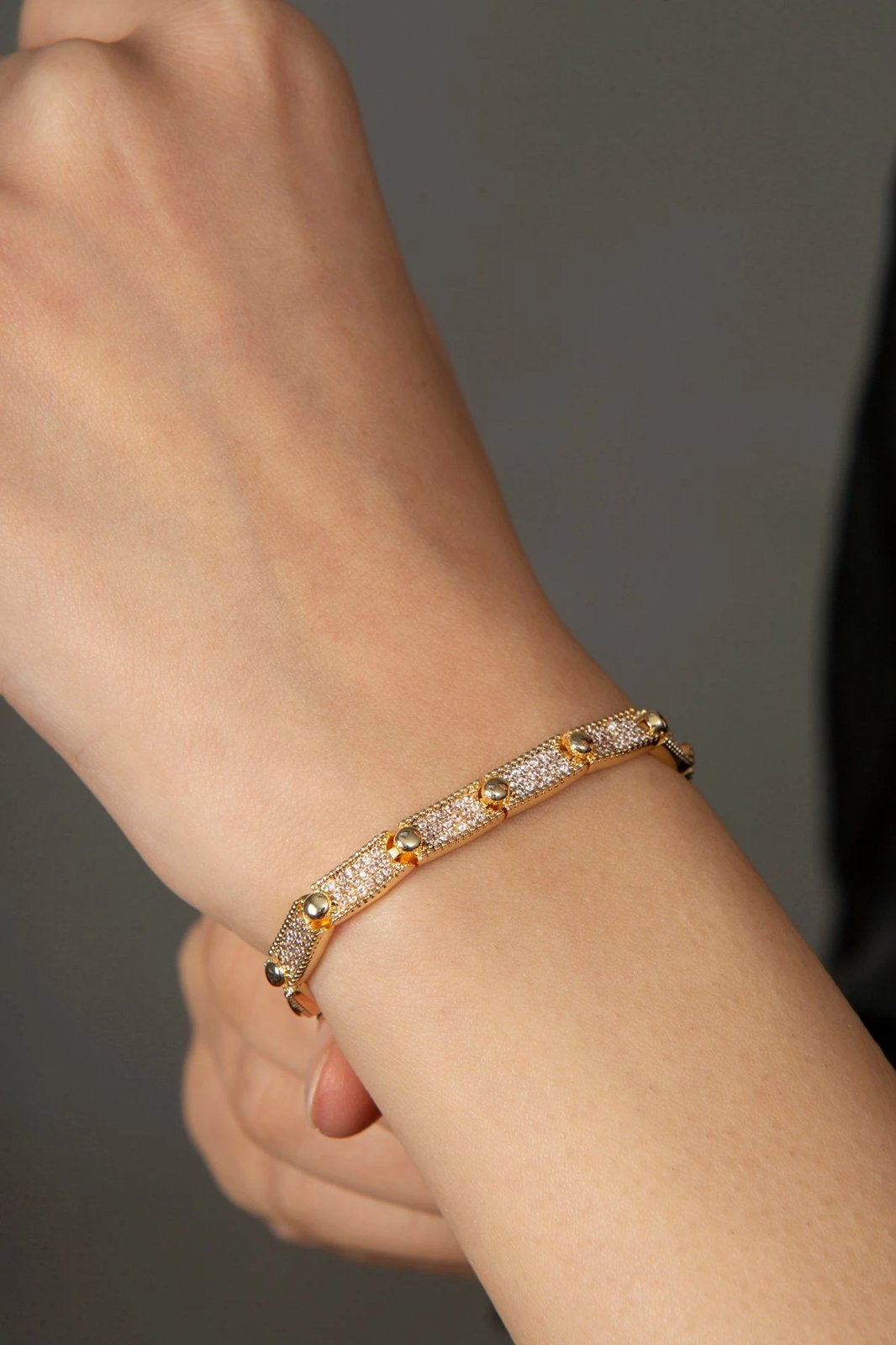 Byzylyk metalik ngjyrë ari, Elika, CBL9729A