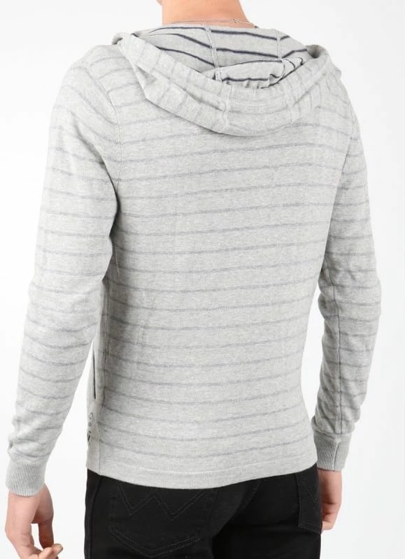 Duks Guess, gri me vija