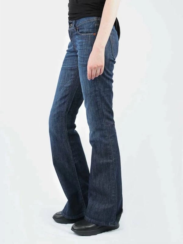 Xhinse për femra Levi's Booty Flare