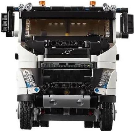 Konstrukt LEGO Technic 42175 Volvo FMX dhe EC230 Electric