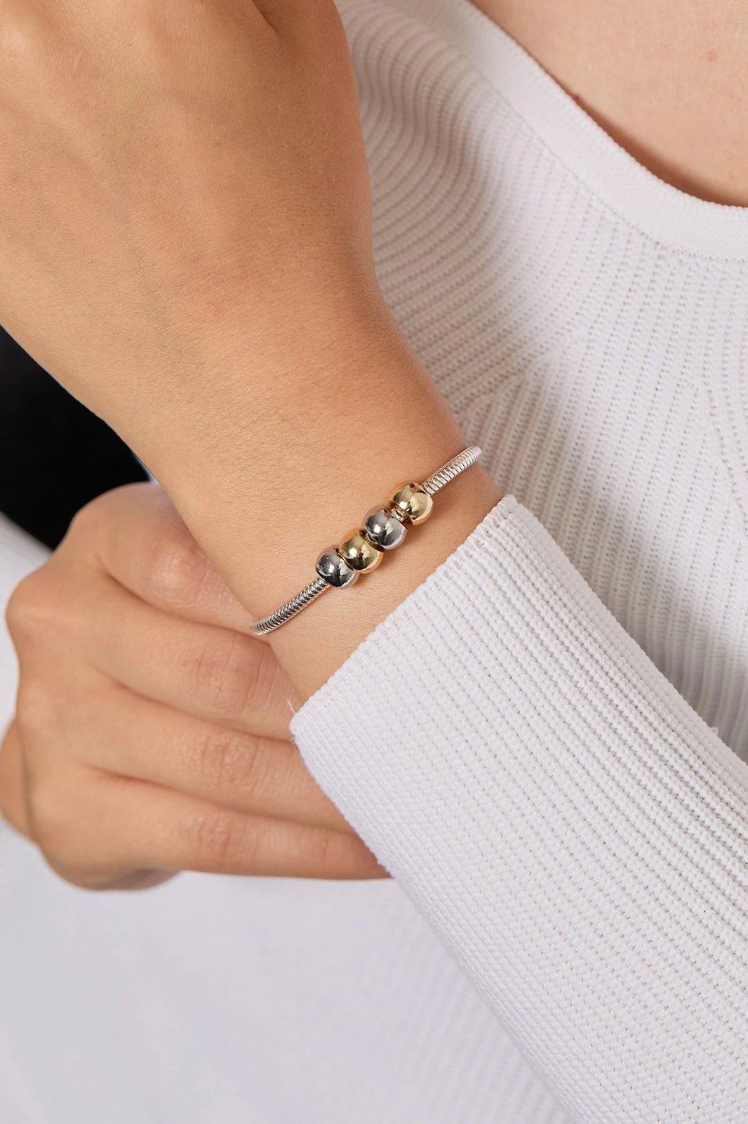 Vathë metalik Elika, ngjyrë argjendi dhe ari, set prej 4 copash, CPN9868