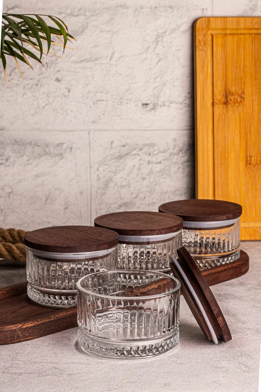 Set pjatash qelqi me kapakë druri, 9 copë, Hermia Concept, Bella 5 Set pjatash qelqi me kapakë druri, 9 copë, Hermia Concept, Bella 5