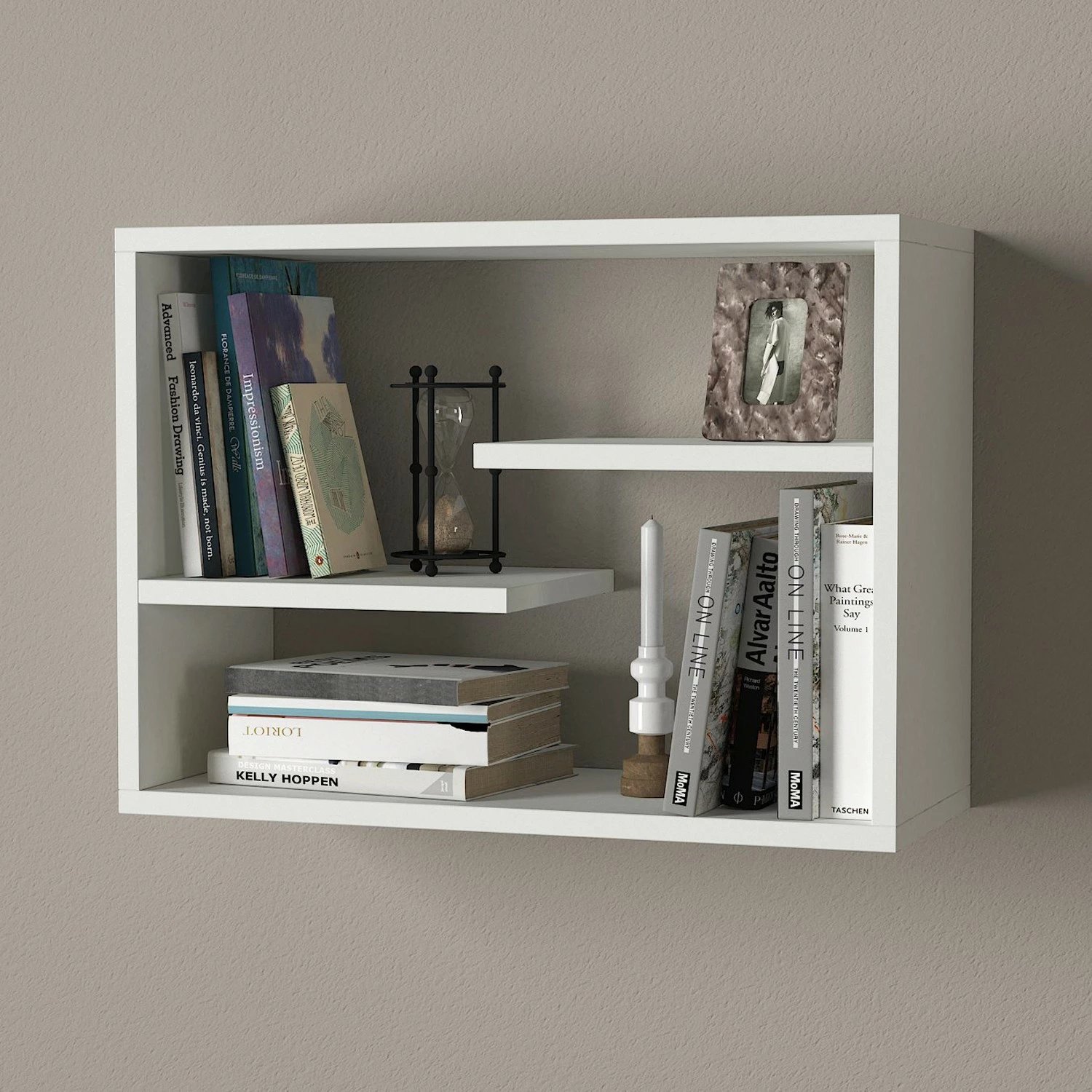 Raft muri Hanah Home, Tino, i bardhë