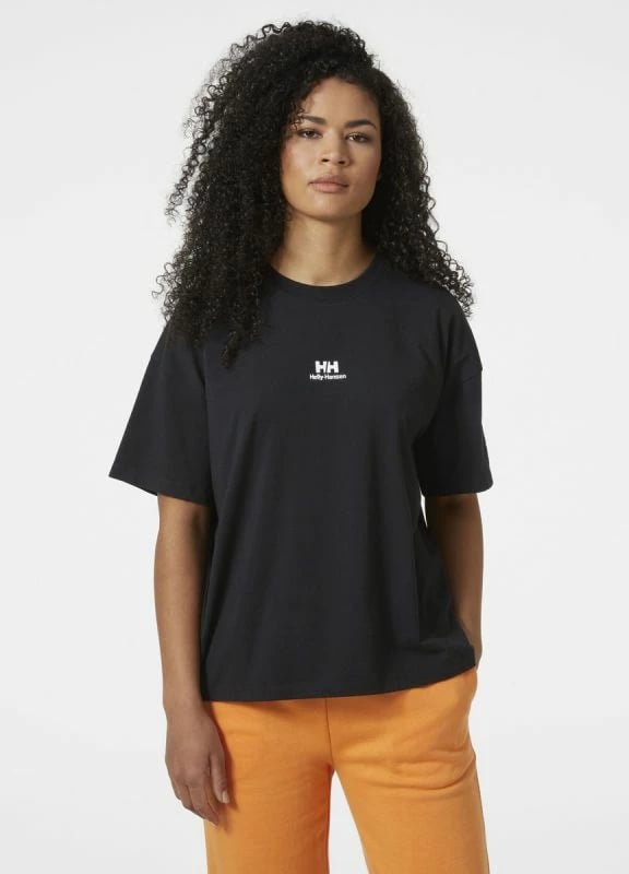 Maicë Helly Hansen femra, e zezë