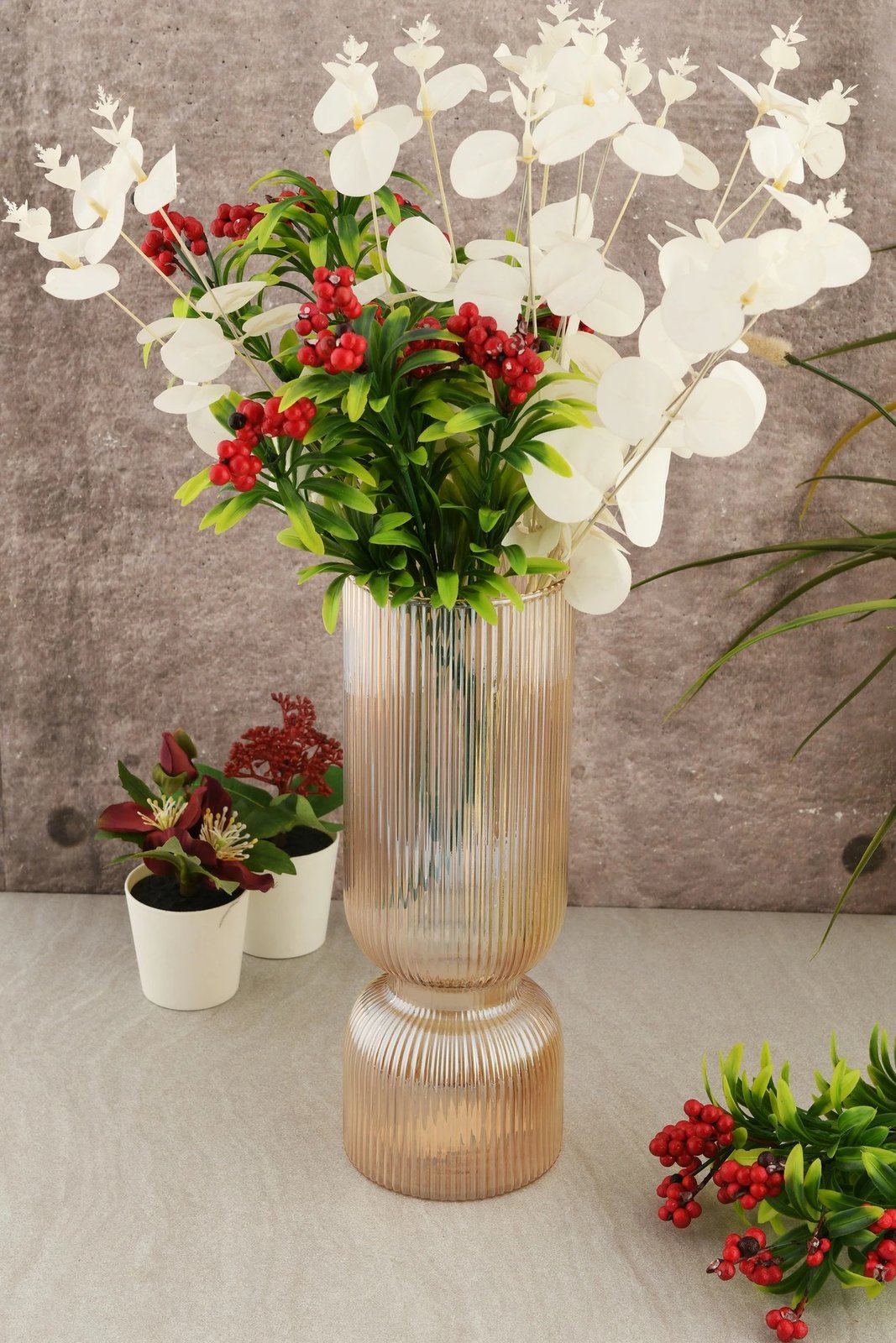 Vazo dekorative prej qelqi, ngjyrë ari, Aberto Design, Safir DV30B, 10x30x10 cm