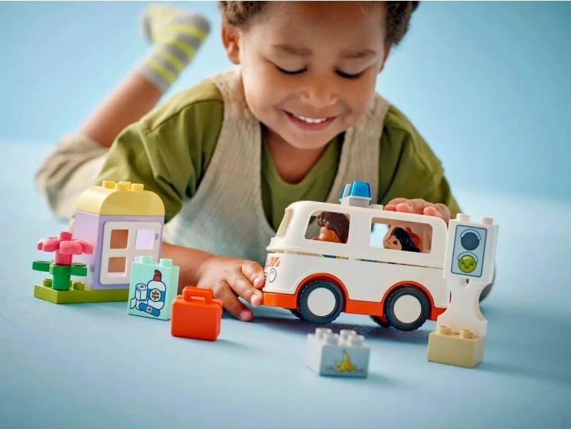 lodra lego për fëmijë duplo ambulance