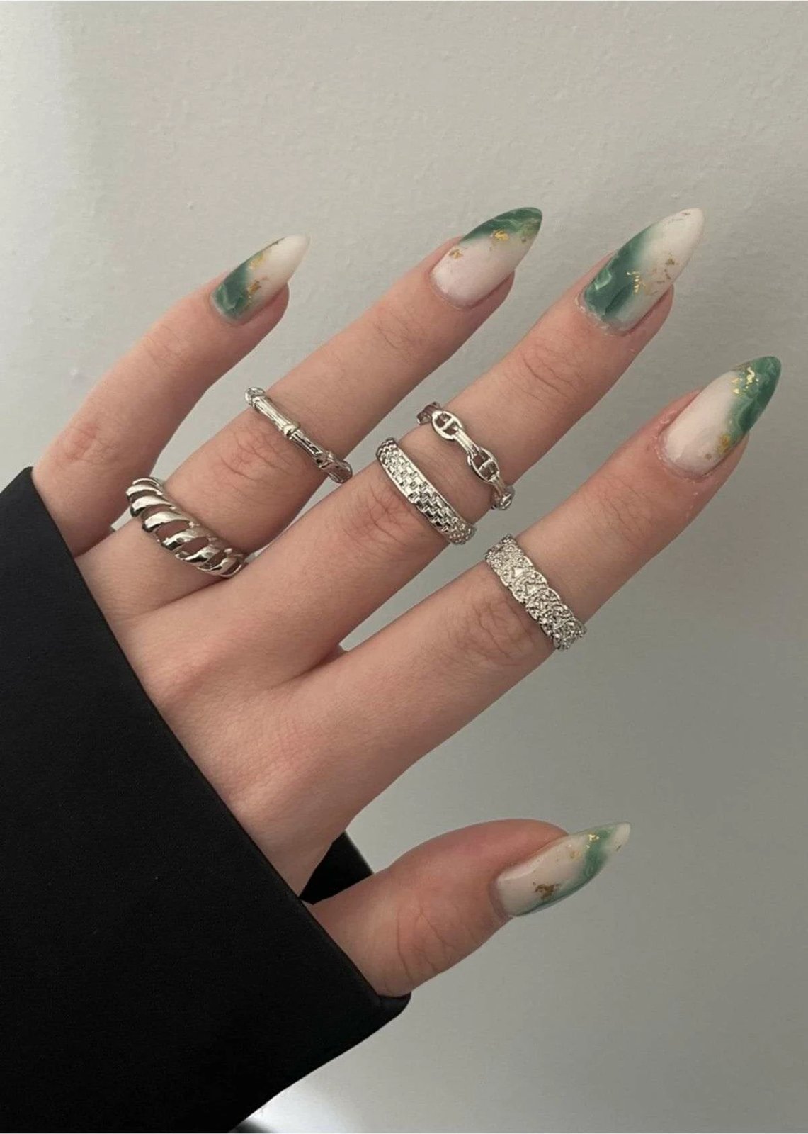 Unazë argjendi Jumeon, KPEGMSA197