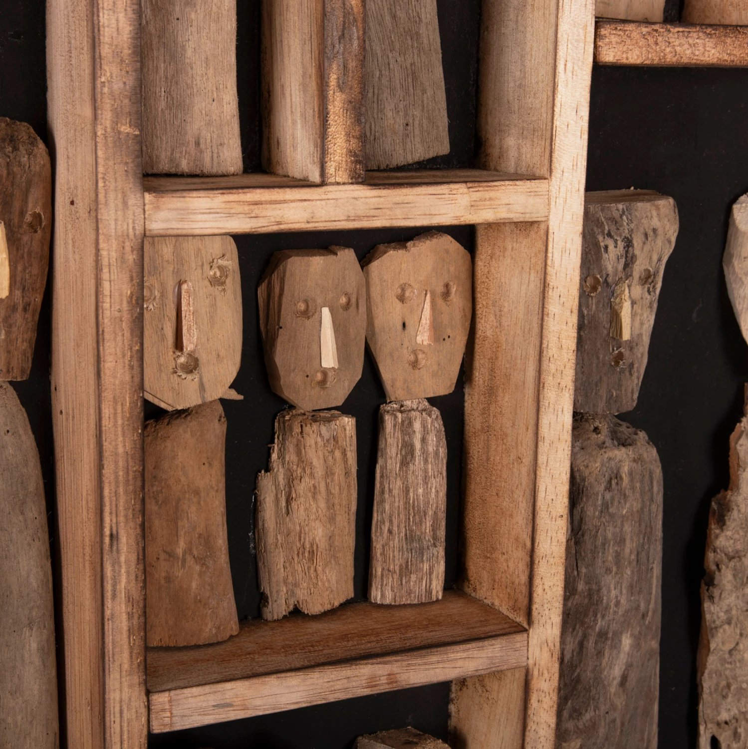 Dekor për mur MYST FH4275 kornizë me figura prej druri të lundruar 60x5x80 cm