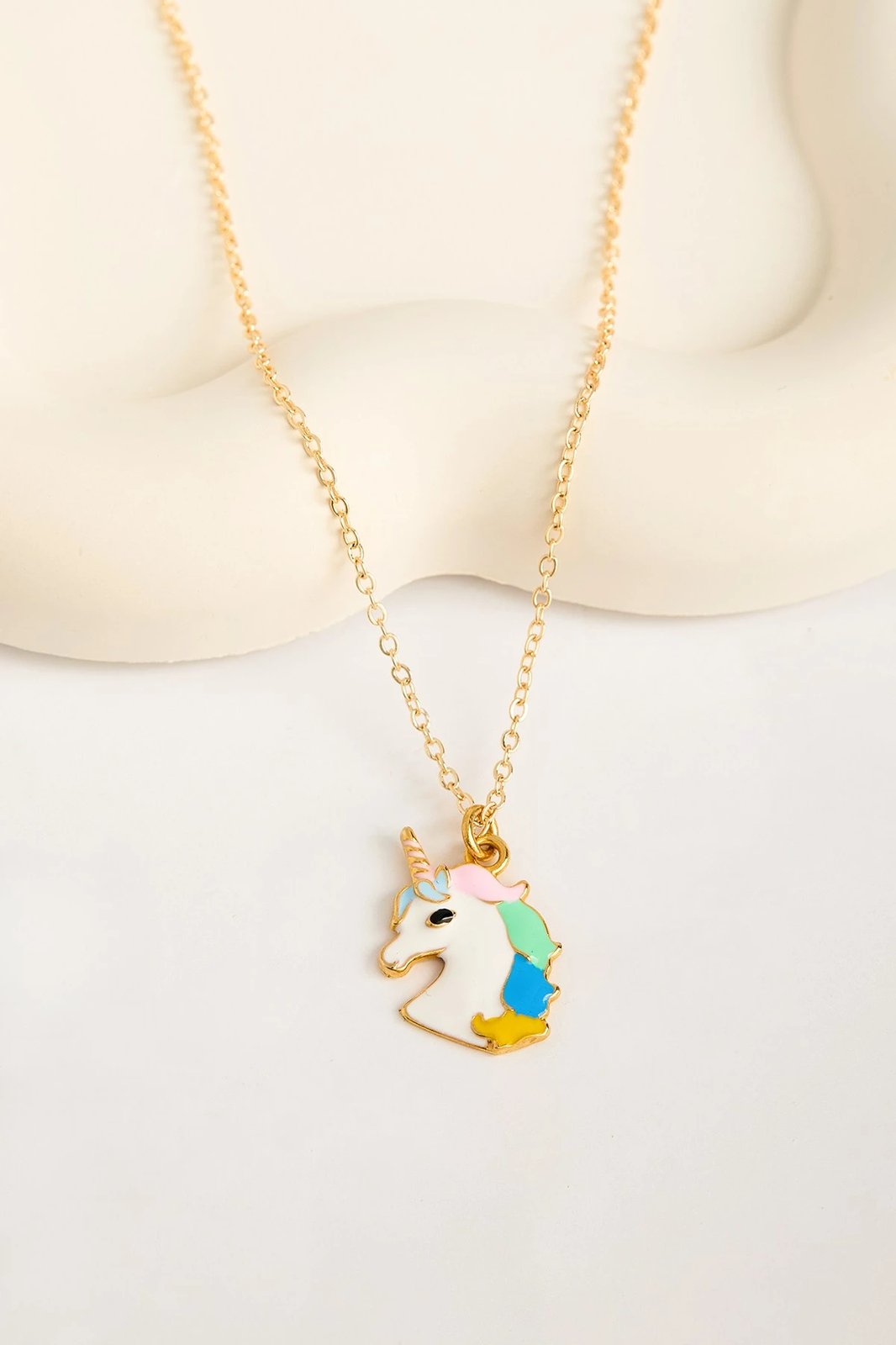 Varëse metalike, ngjyrë ari, me njëbrirësh, CHRM15012