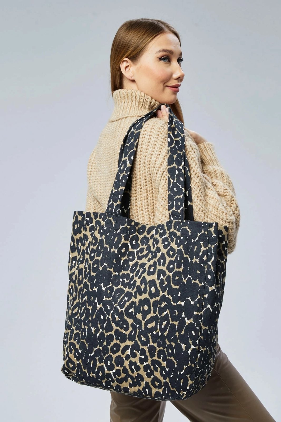 Çantë tote Zoozie Bags, 2267, krem me leopard