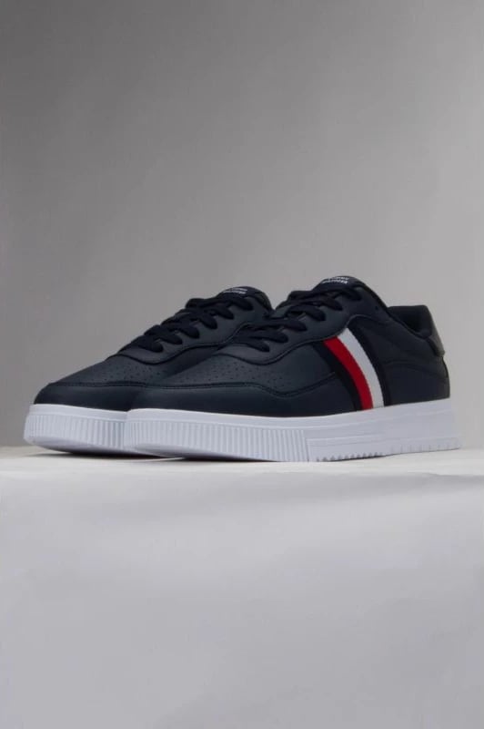 Këpucë Tommy Hilfiger për meshkuj, blu marine