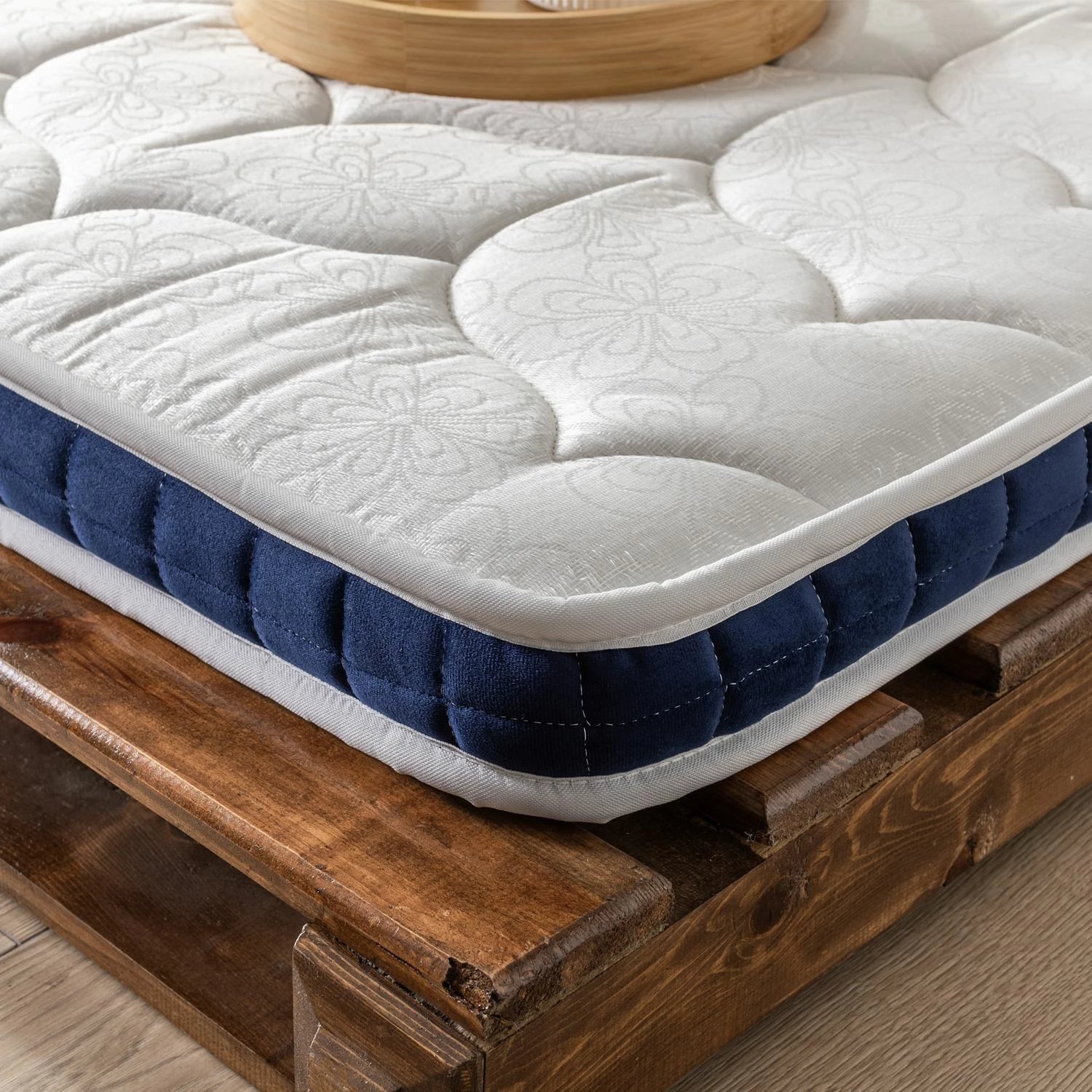 Dyshek Skye Decor, shkumë me pupla, ngjyrë kaltër, 80x200cm