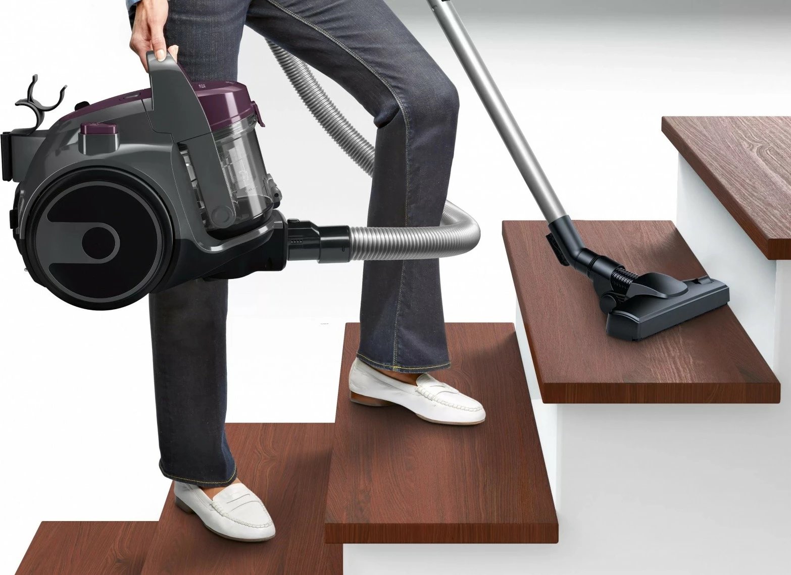 Fshesë me korrent pa qese, Bosch BGC05AAA1, rreze 9 m, filtër PureAir i larshëm, 78 dB, e zezë/vjollcë