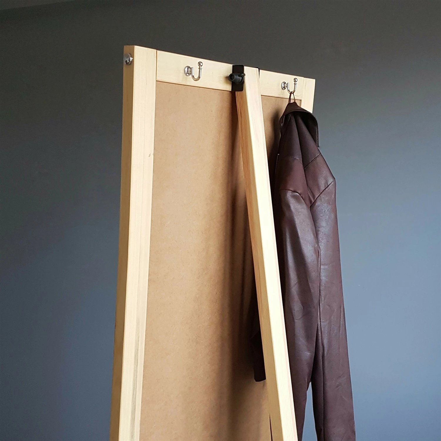 Pasqyrë Cheval, dru i fortë, ngjyrë arre, A41