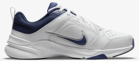 Atlete për meshkuj Nike, të bardha