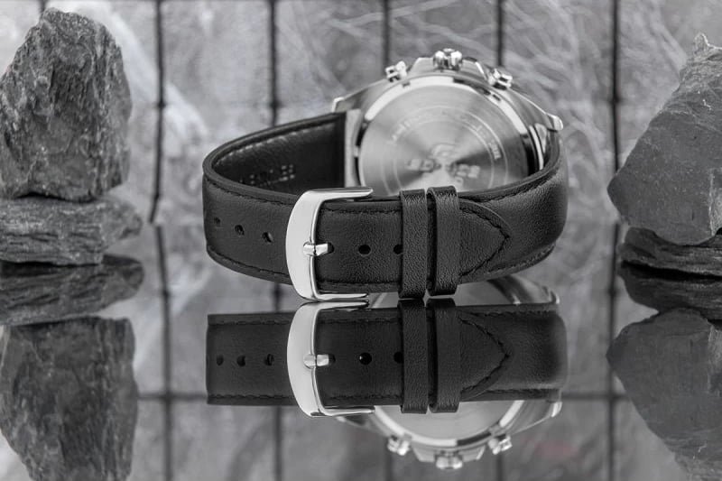 Orë dore për meshkuj Casio, e zezë