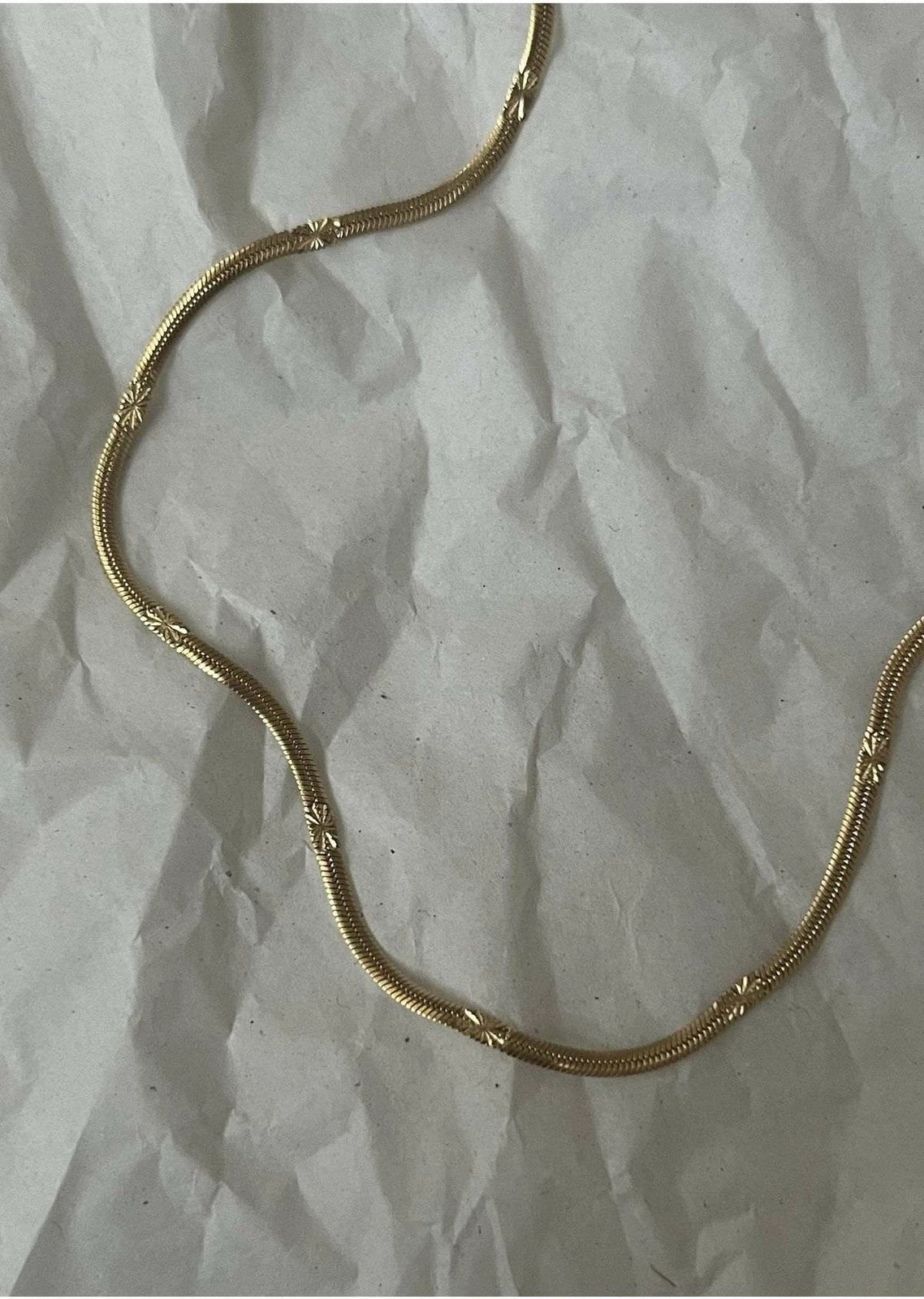 Varëse çeliku ngjyrë ari, Jumeon, KPEGMSA14360