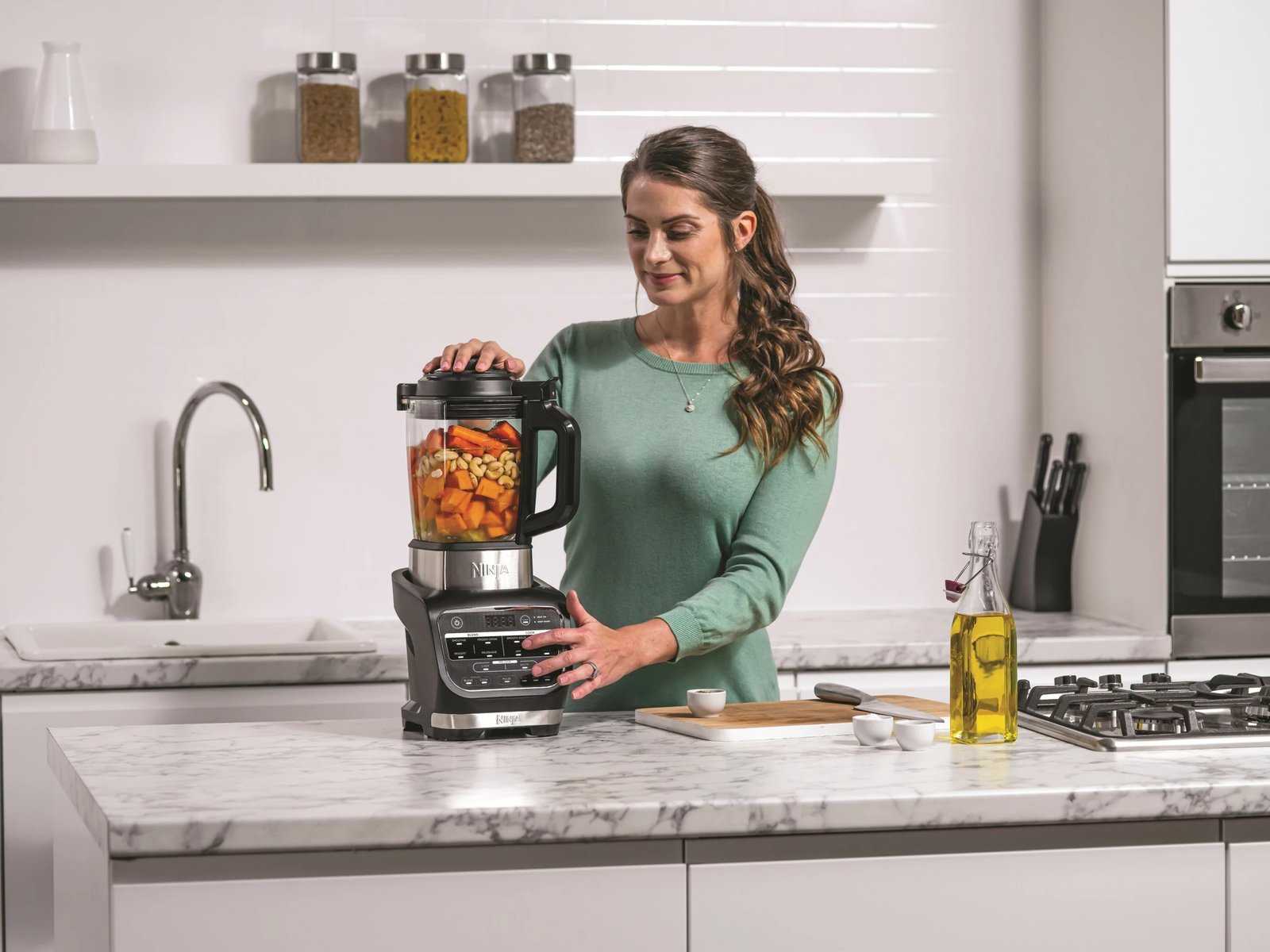 Blender Ninja HB150, 1.7 L, Butona, Ngjyrë e zezë