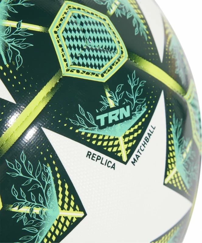 Top futbolli adidas, jeshil