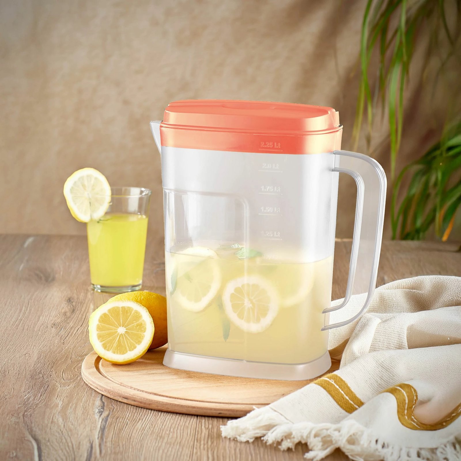 Shishe plastike, ngjyrë rozë, transparente, Hermia Concept, 2.25L