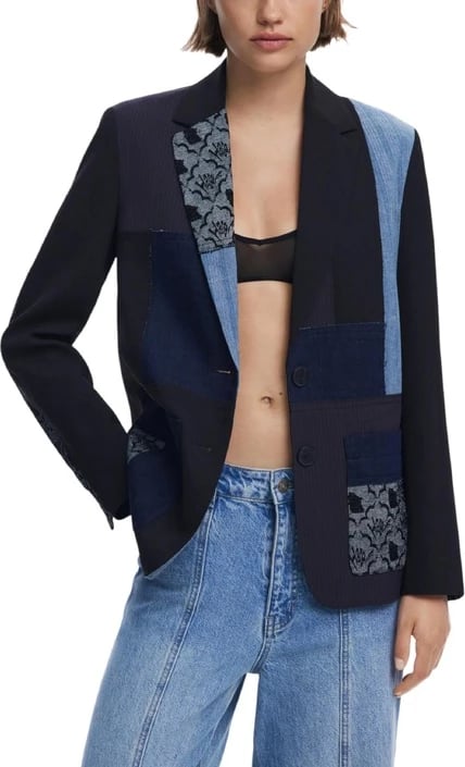 Jakne femra Desigual, e zezë