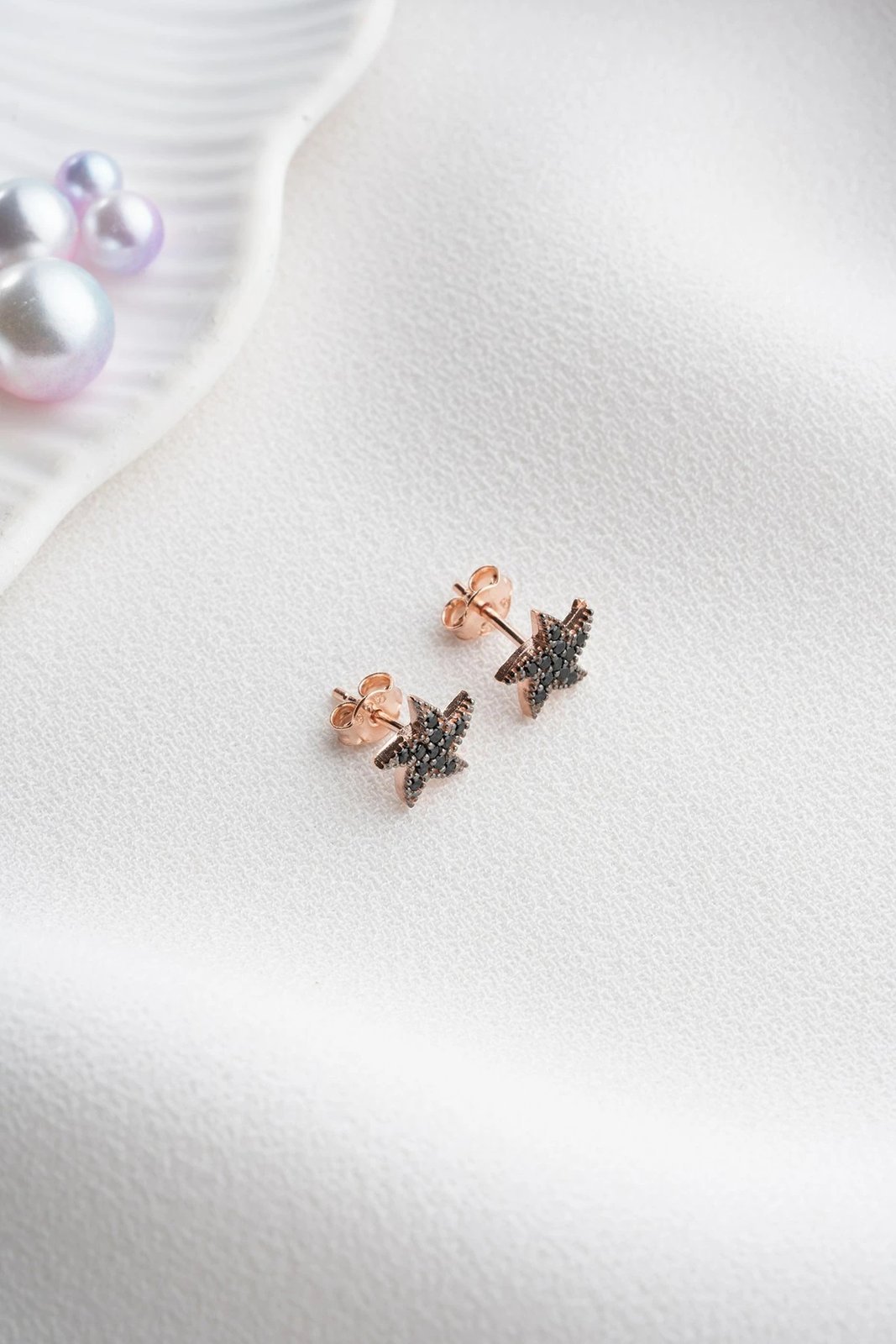 Vathë argjendi të zinj, Jumeon, NRZ99417