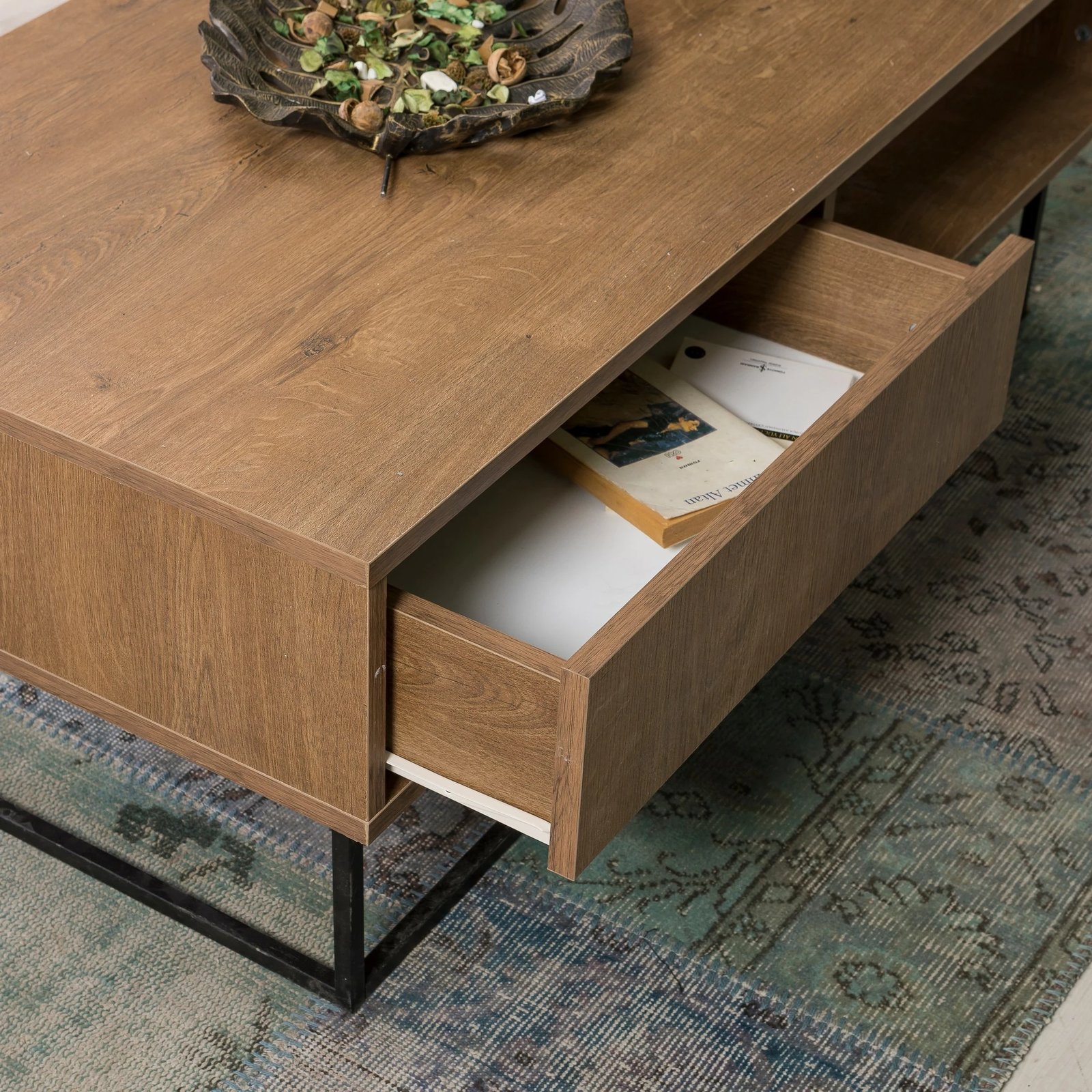 Set mobiljesh për dhomë dite Skye Decor, Laxus Takım 8, ngjyrë arre dhe e zezë