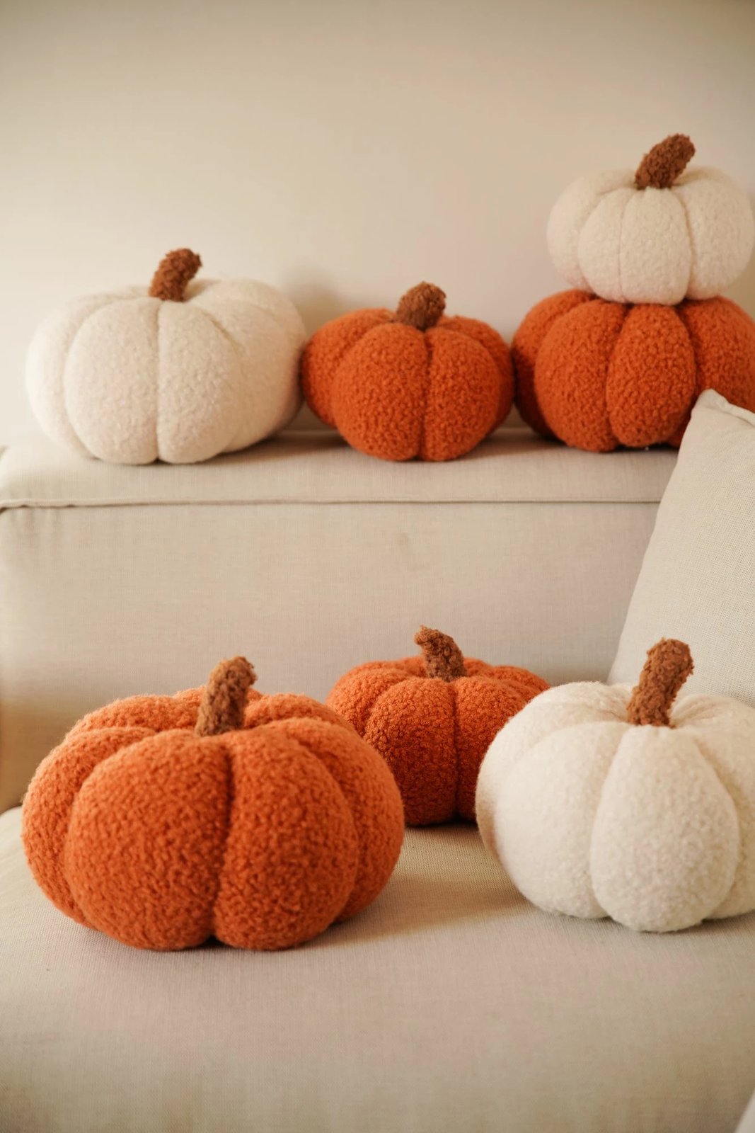 Jastëk dekorativ Bal Kabagi, i bardhë, mesatar, Evila Originals