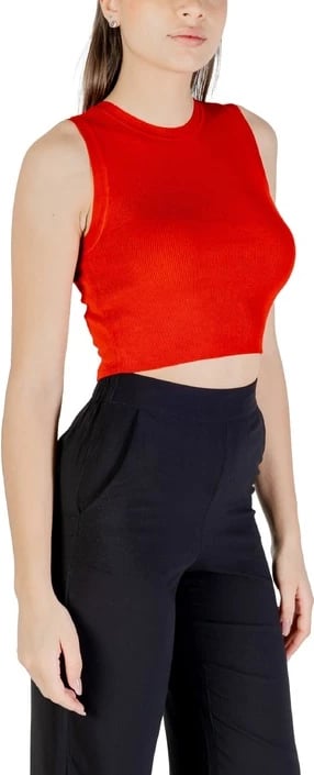 Top Jacqueline De Yong femra, e kuqe