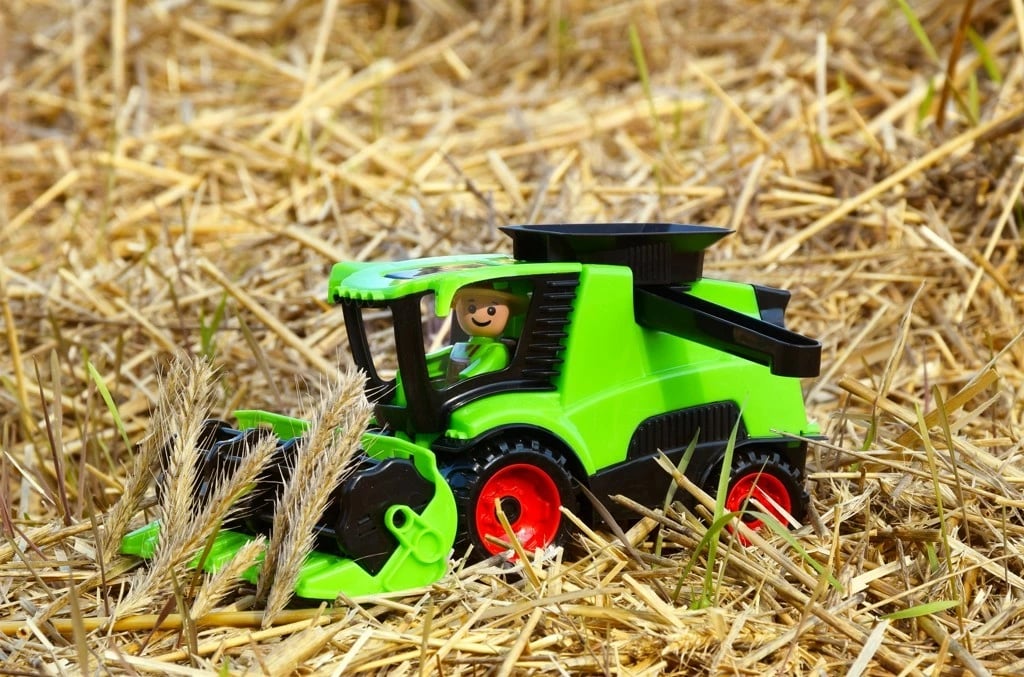 Lodër kombajnë Lena 01626, plastikë, e gjelbër, me figurë