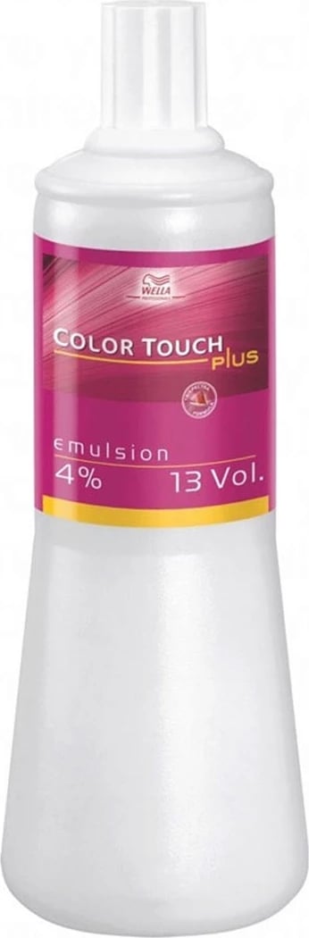 Emulsion zhvillues për flokë Wella Color Touch Plus 4% 1L unisex