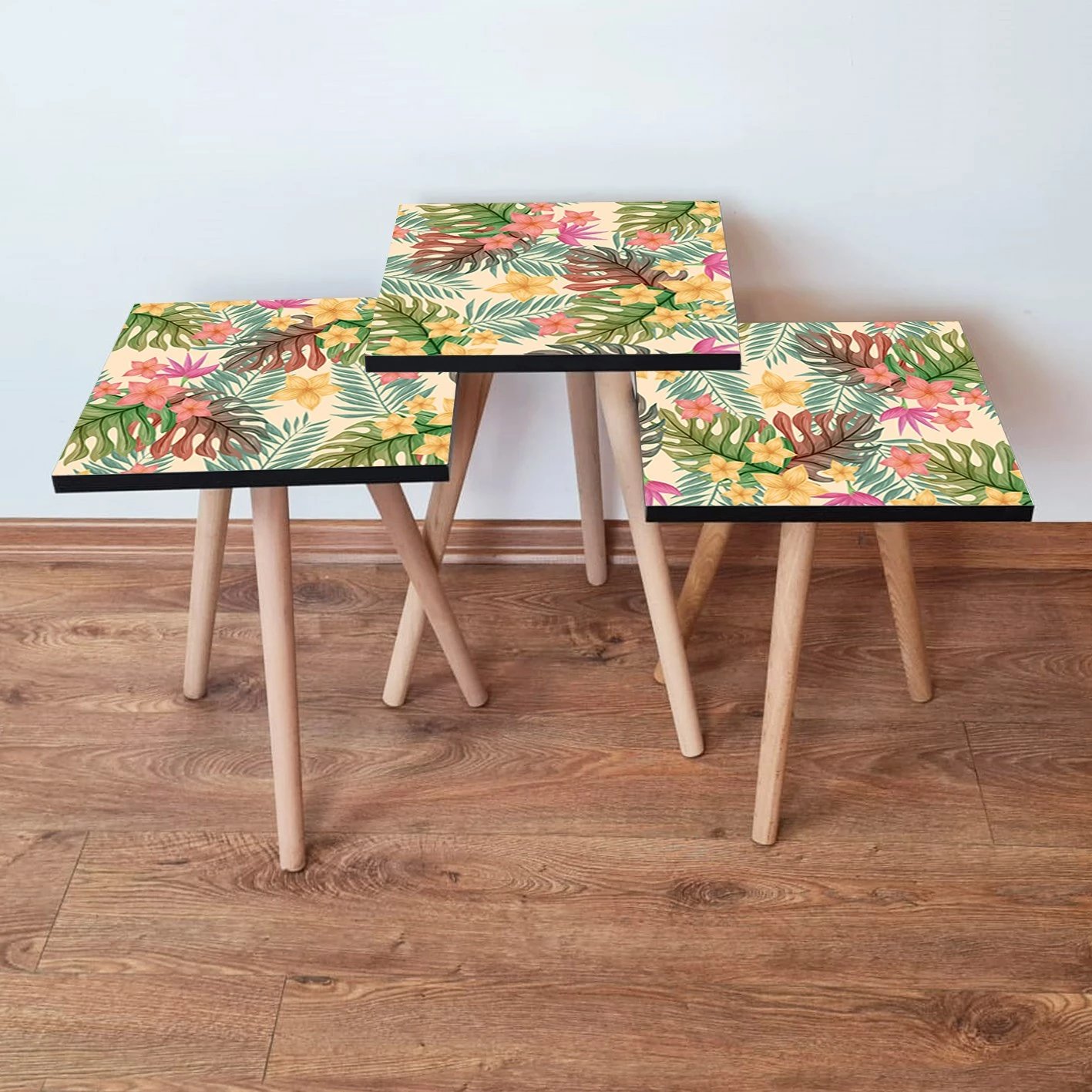 Set tavolinash ndihmëse, 3 copë, Skye Decor, shumëngjyrëshe, 3Shp20