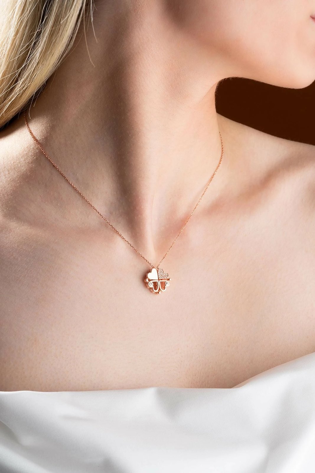 Qafore argjendi, ngjyrë ari, Jumeon, NRZ999098