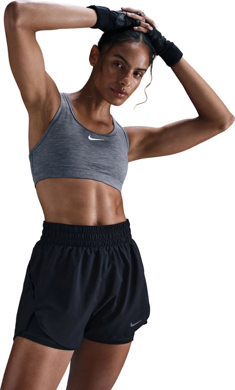 Shorce për femra Nike, të zeza