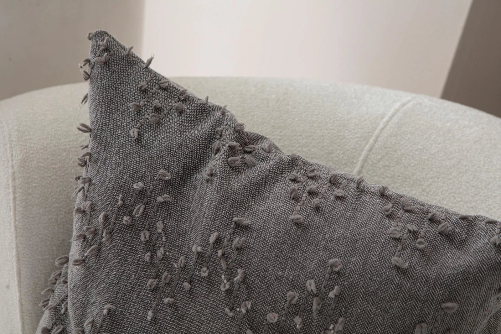 Jastëk dekorativ, mbulesë, ngjyrë gri, Evila Originals, Tuffet v4, 43x43cm