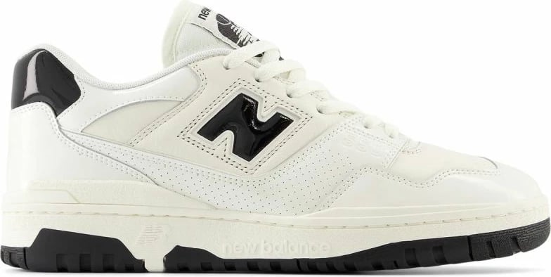 Atlete New Balance, të bardha për të dyja gjinitë
