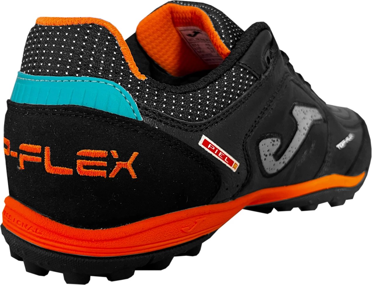 Atlete futbolli për meshkuj Joma, të zeza