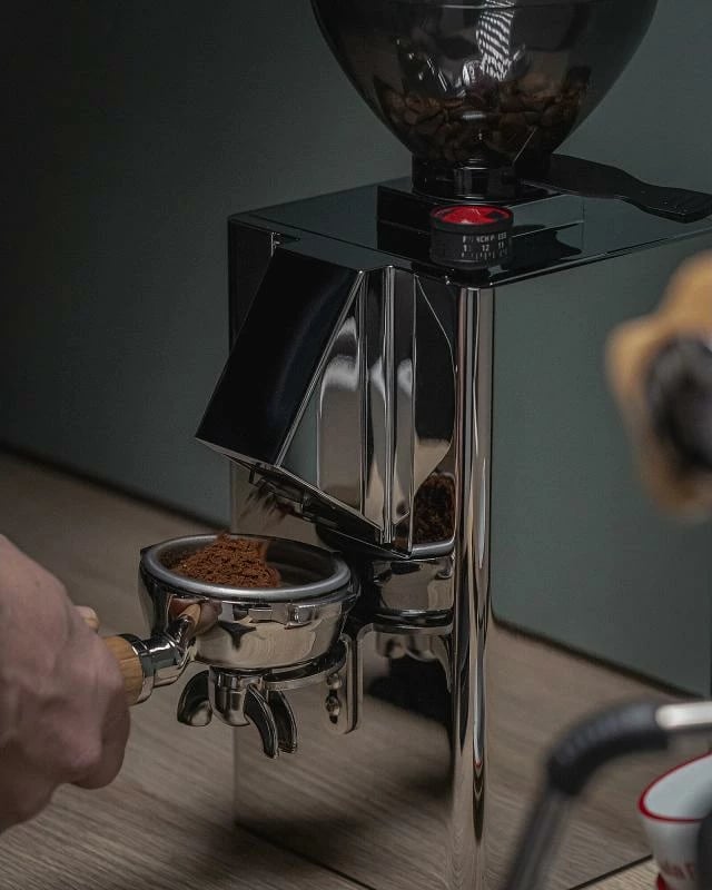 Mulli kafeje, La Pavoni LPGKBS02EU New Kube Mill, krom