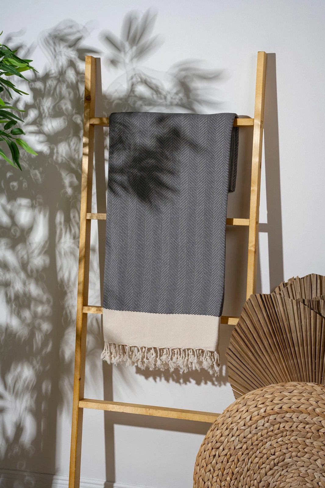 Peshqir plazhi Fouta, ngjyrë antracit, Mijölnir, 90x180cm