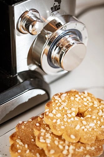 Mikser planetar me LCD, Camry, CR 4223, 5 L, 2000 W, argjendtë