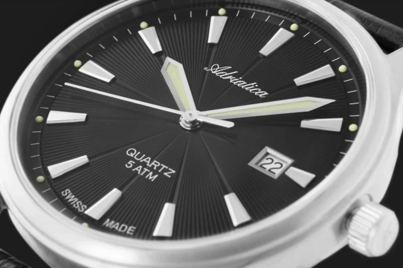 Orë dore për meshkuj Adriatica, e zezë