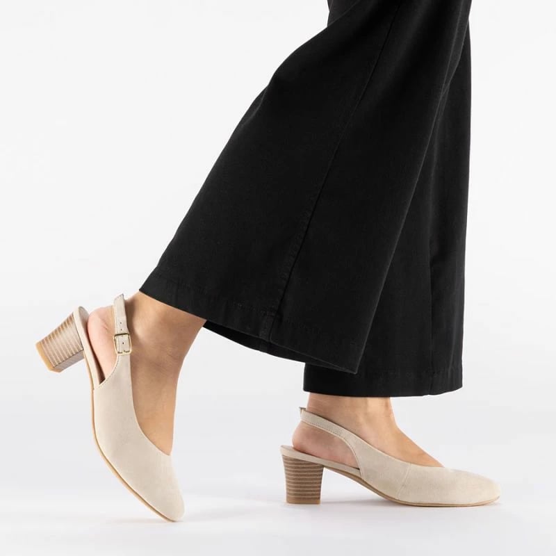 Këpucë Rieker femra, bezhë