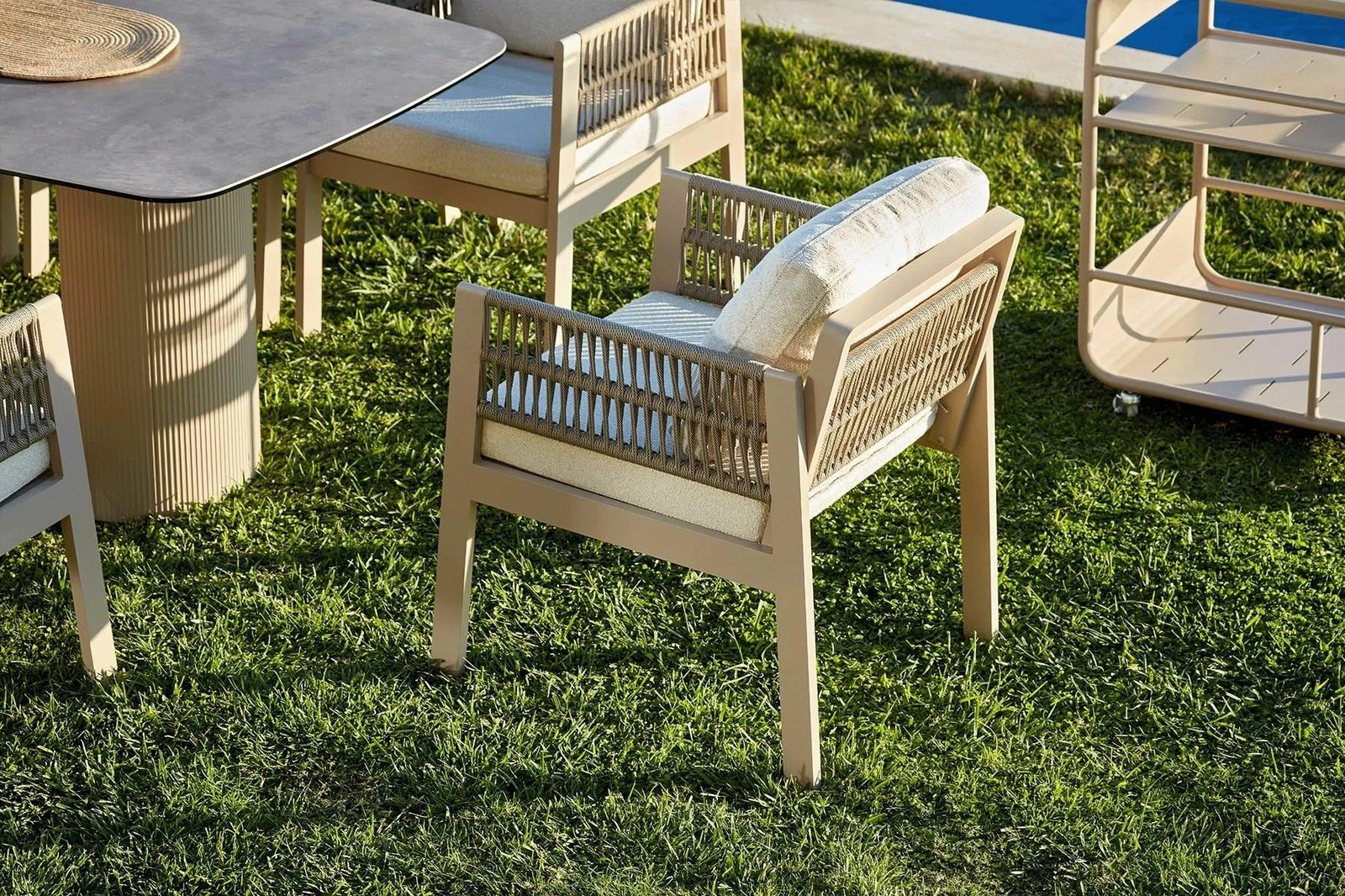 Set tavoline me karrige për terasë, 9 pjesë, Skye Decor, qeramikë Toscana