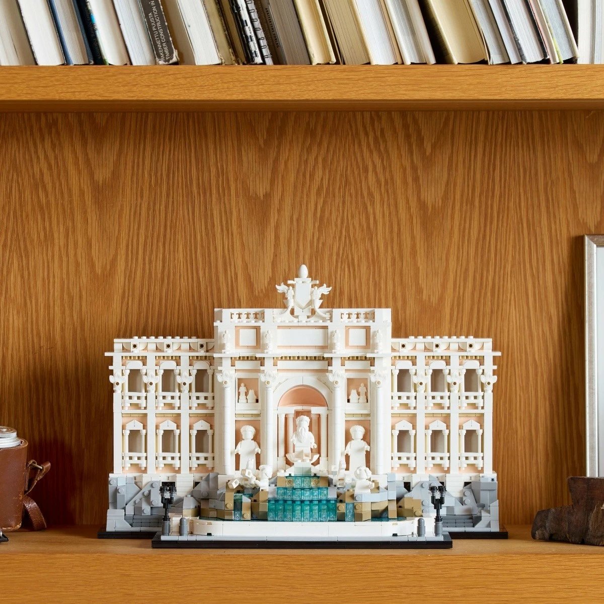 Set ndërtimi LEGO Architecture 21062 Fountain of Trevi, 1880 pjesë