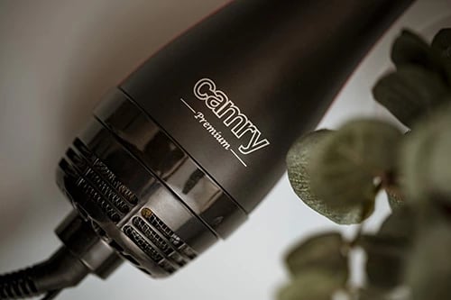 stajler flokësh, Camry Adler CR 2025, 1200W (max 1800W), 2 shpejtësi ajri, 3 nivele temperature, cilindër me veshje qeramike, kabllo 1.75m