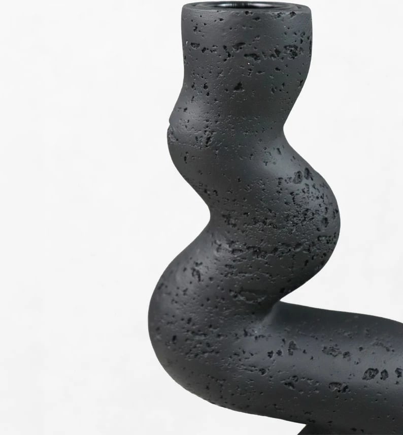 Mbajtës qirinjsh ANGLES I, rrëshirë, ngjyrë e zezë, 10.5x7x23.5cm